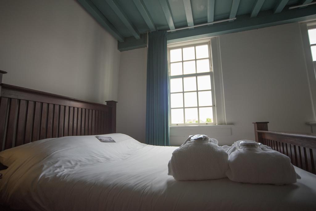 Hotel Het Raedthuys Sint-Maartensdijk Ngoại thất bức ảnh