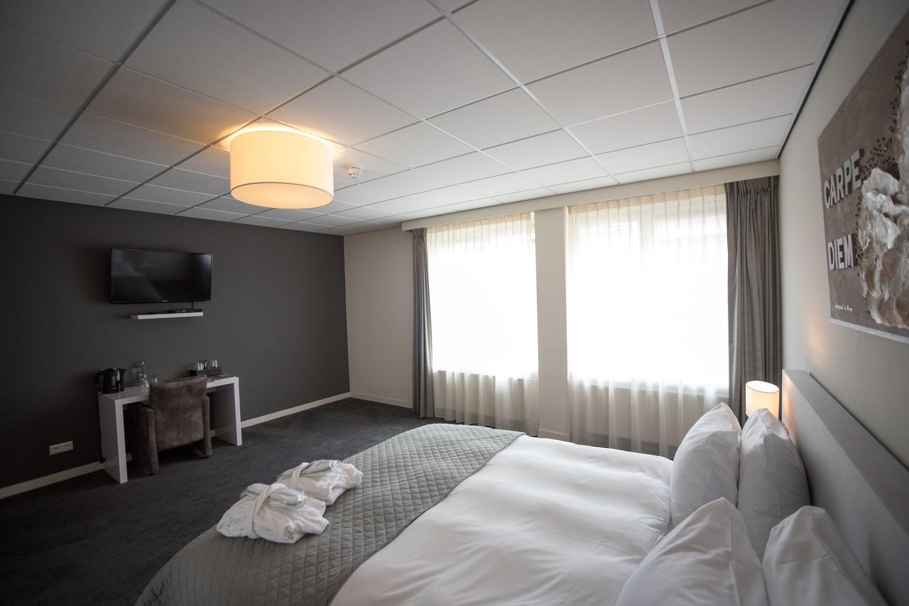 Hotel Het Raedthuys Sint-Maartensdijk Ngoại thất bức ảnh